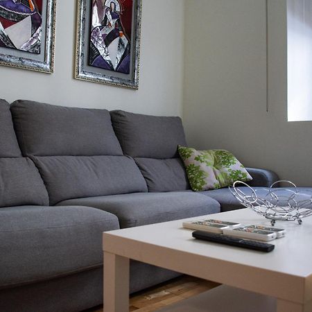 Apartamento Spinola Home Sevilla Bagian luar foto