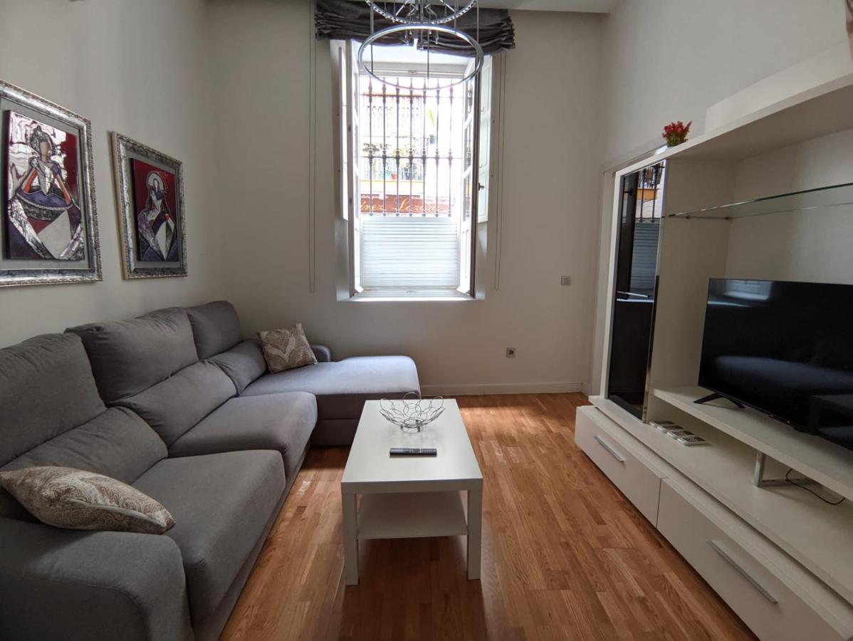 Apartamento Spinola Home Sevilla Bagian luar foto