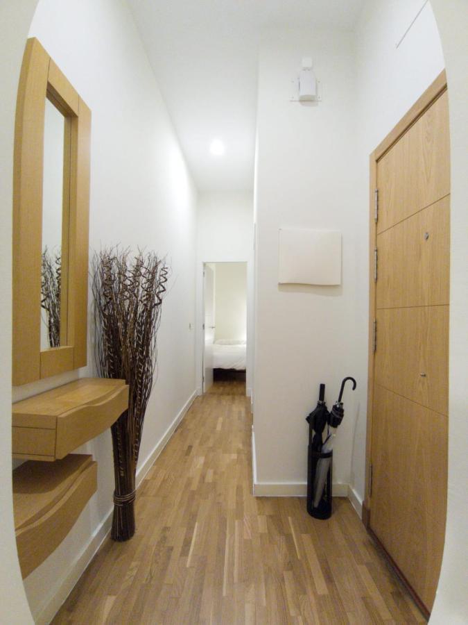 Apartamento Spinola Home Sevilla Bagian luar foto