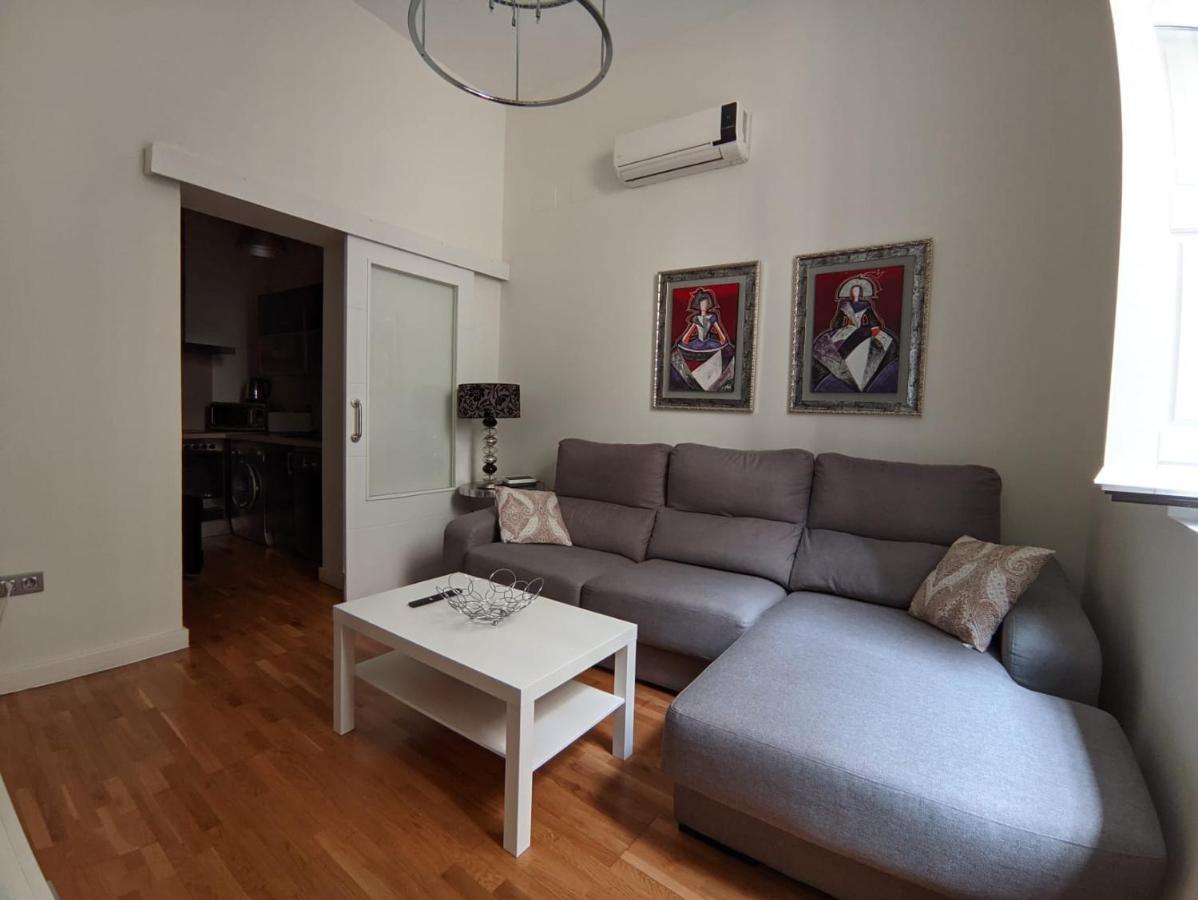 Apartamento Spinola Home Sevilla Bagian luar foto