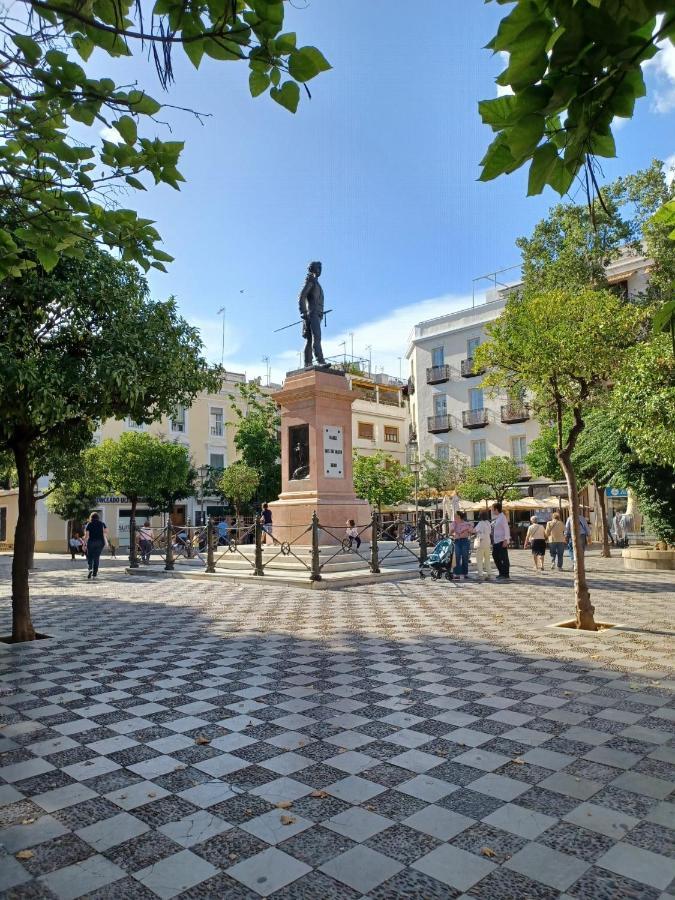 Apartamento Spinola Home Sevilla Bagian luar foto
