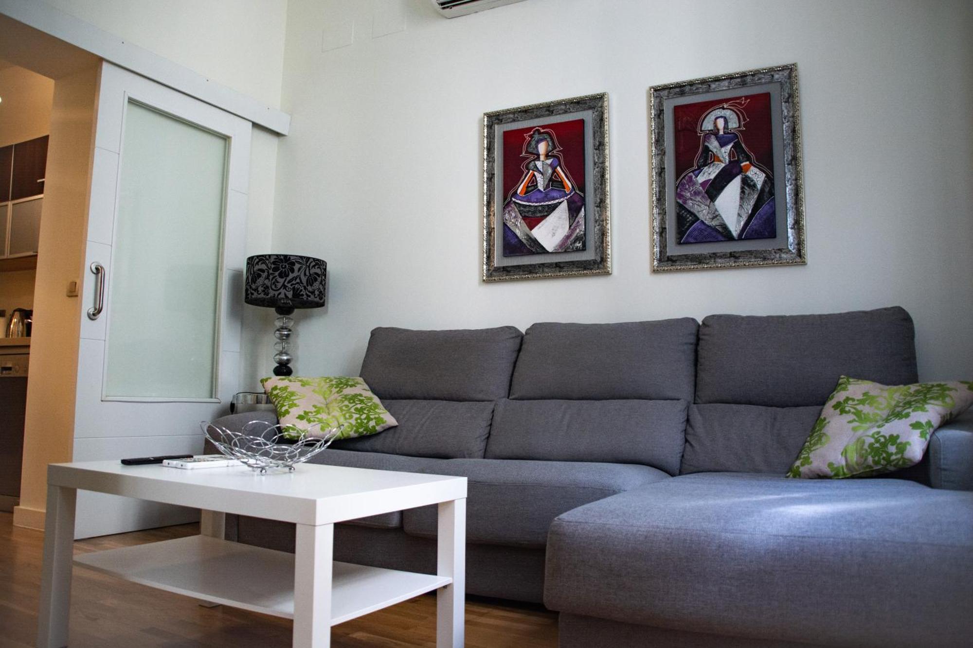 Apartamento Spinola Home Sevilla Bagian luar foto