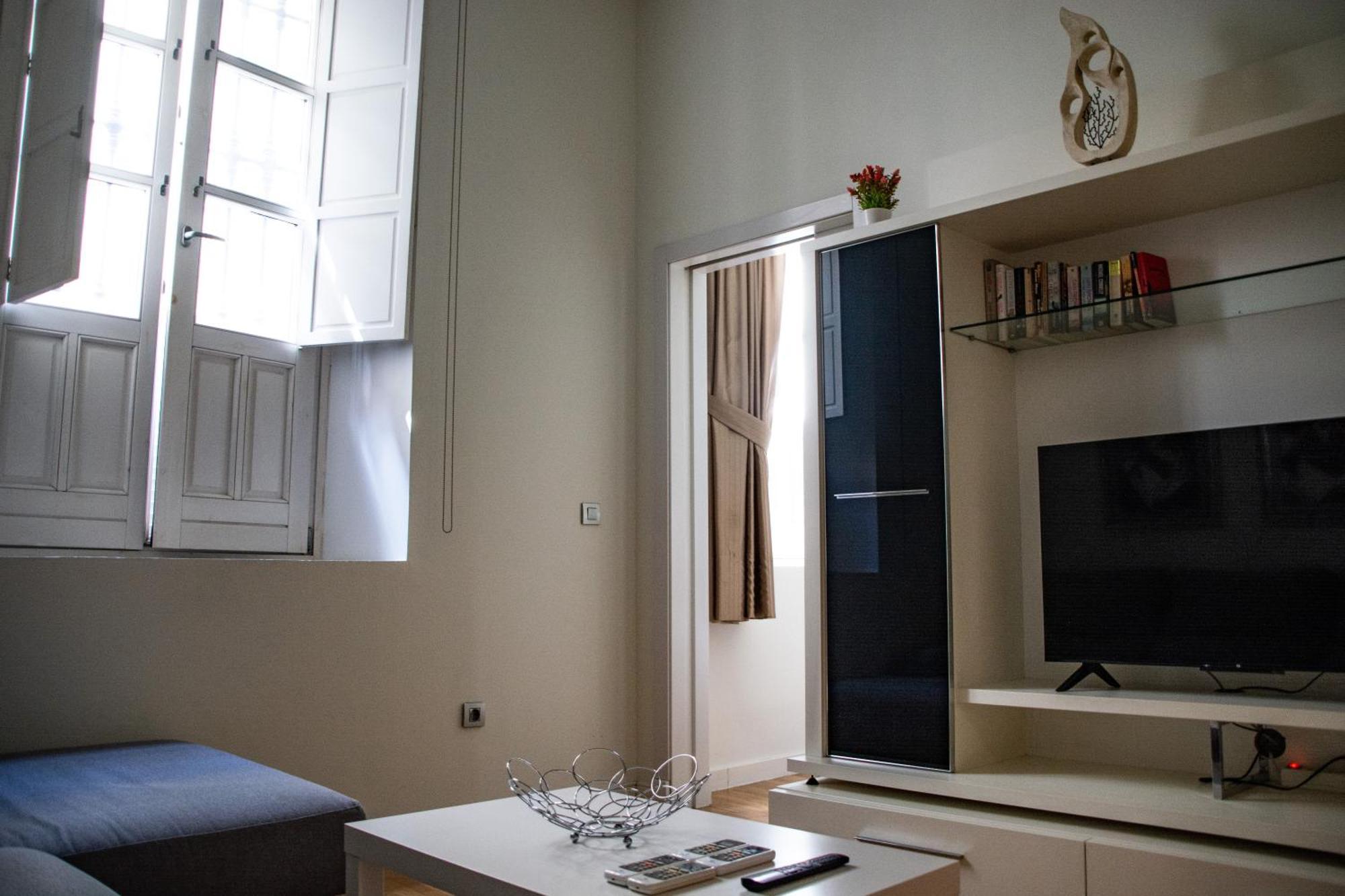 Apartamento Spinola Home Sevilla Bagian luar foto