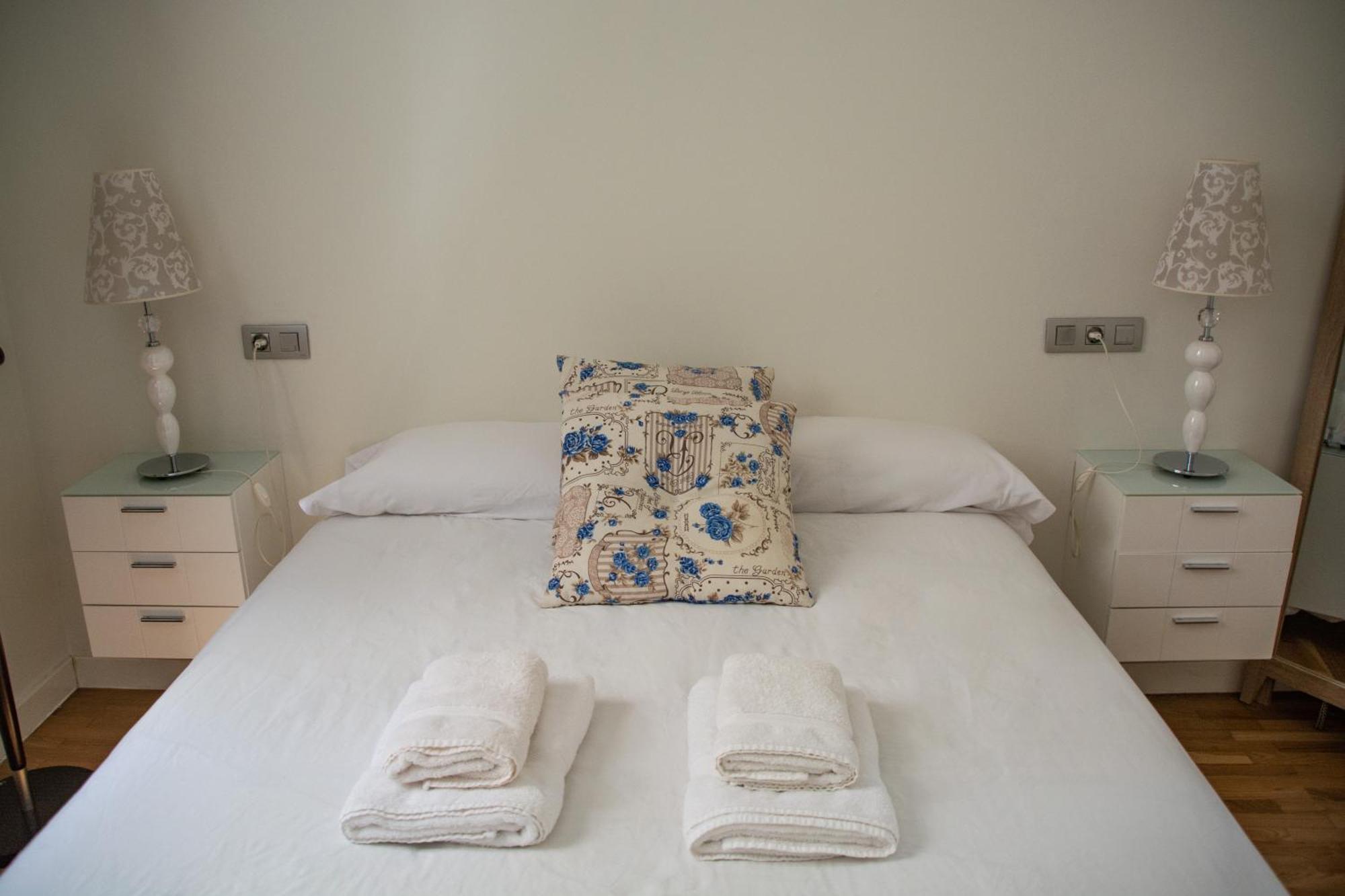 Apartamento Spinola Home Sevilla Bagian luar foto